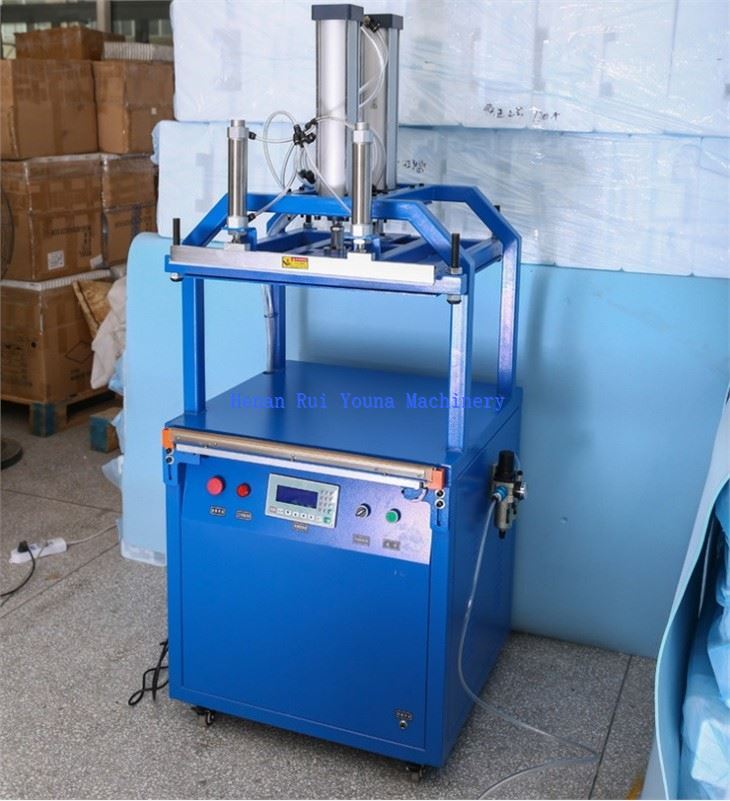 Cloth pressing sealing machine (6)